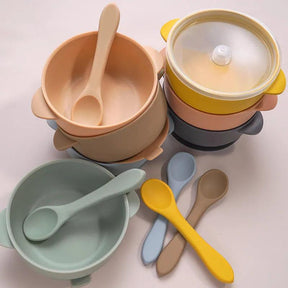 Silicone Essentials: Kid-Proof Non-Slip Bowl with Lid and Spoon - Petite Cove 