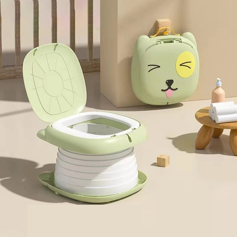 Compact Cartoon Travel Potty - Petite Cove 