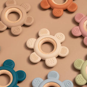 Kid-Proof Silicone & Wood Natural Teether Ring - Petite Cove 