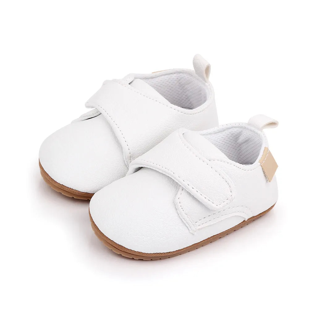 Little Pacer Eco-Leather Velcro Shoes - Petite Cove 