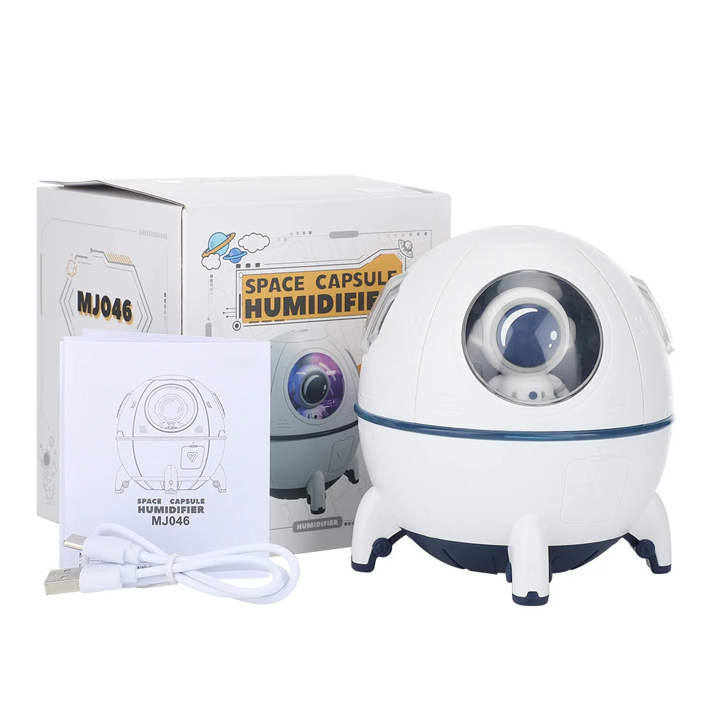 Petite Astronaut Humidifier - Petite Cove 