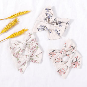 2 Piece Flower Hair Clip Set - Petite Cove 