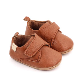 Little Pacer Eco-Leather Velcro Shoes - Petite Cove 