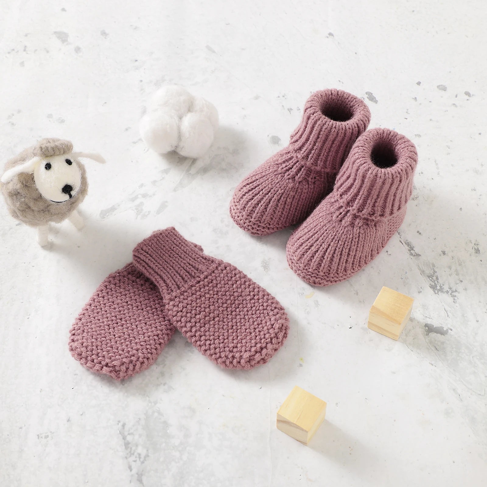 Petite Knit® Booties & Mittens Set - Petite Cove 