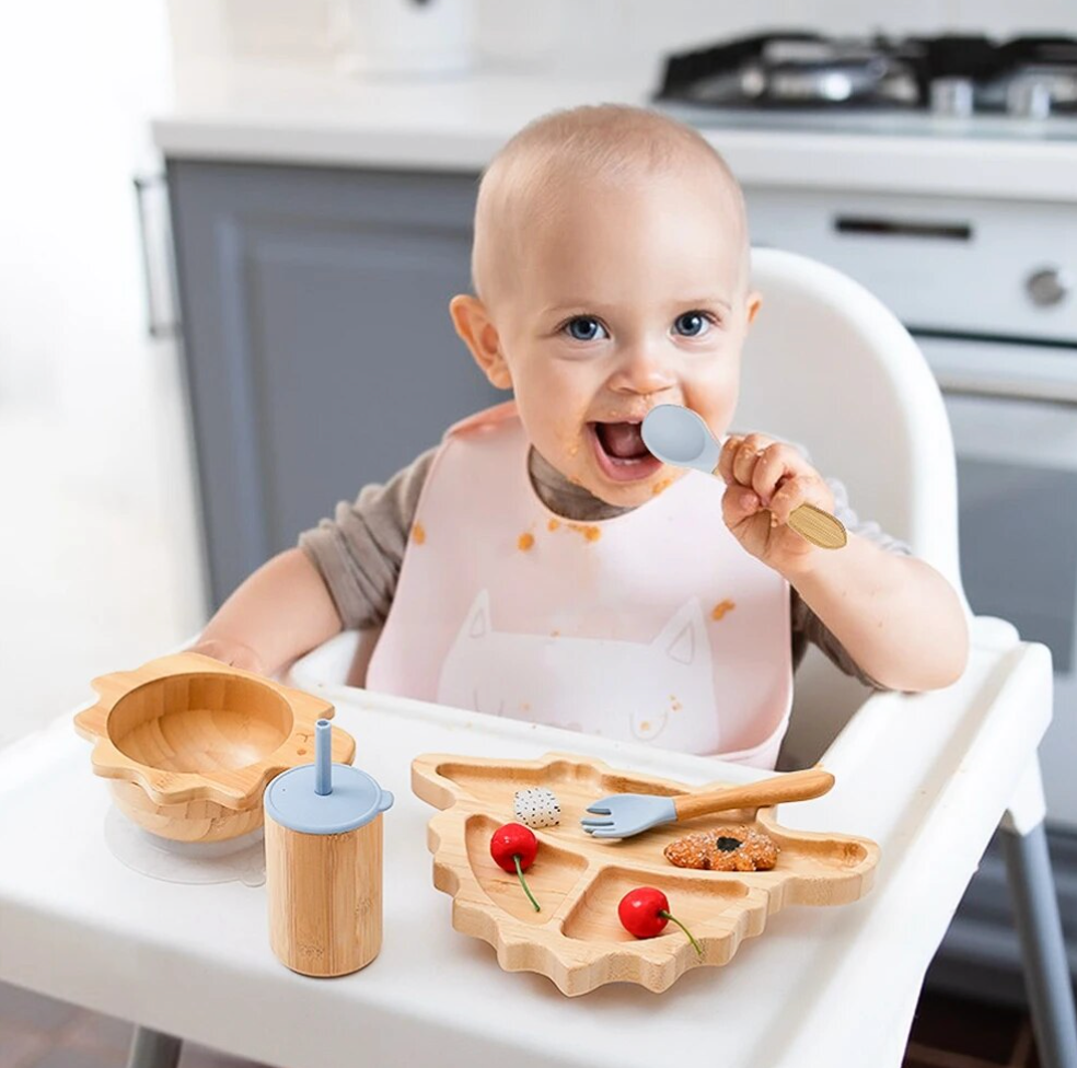 Dino Feast 7-Piece Bamboo Dinner Set: Eco-Friendly Baby Tableware - Petite Cove 