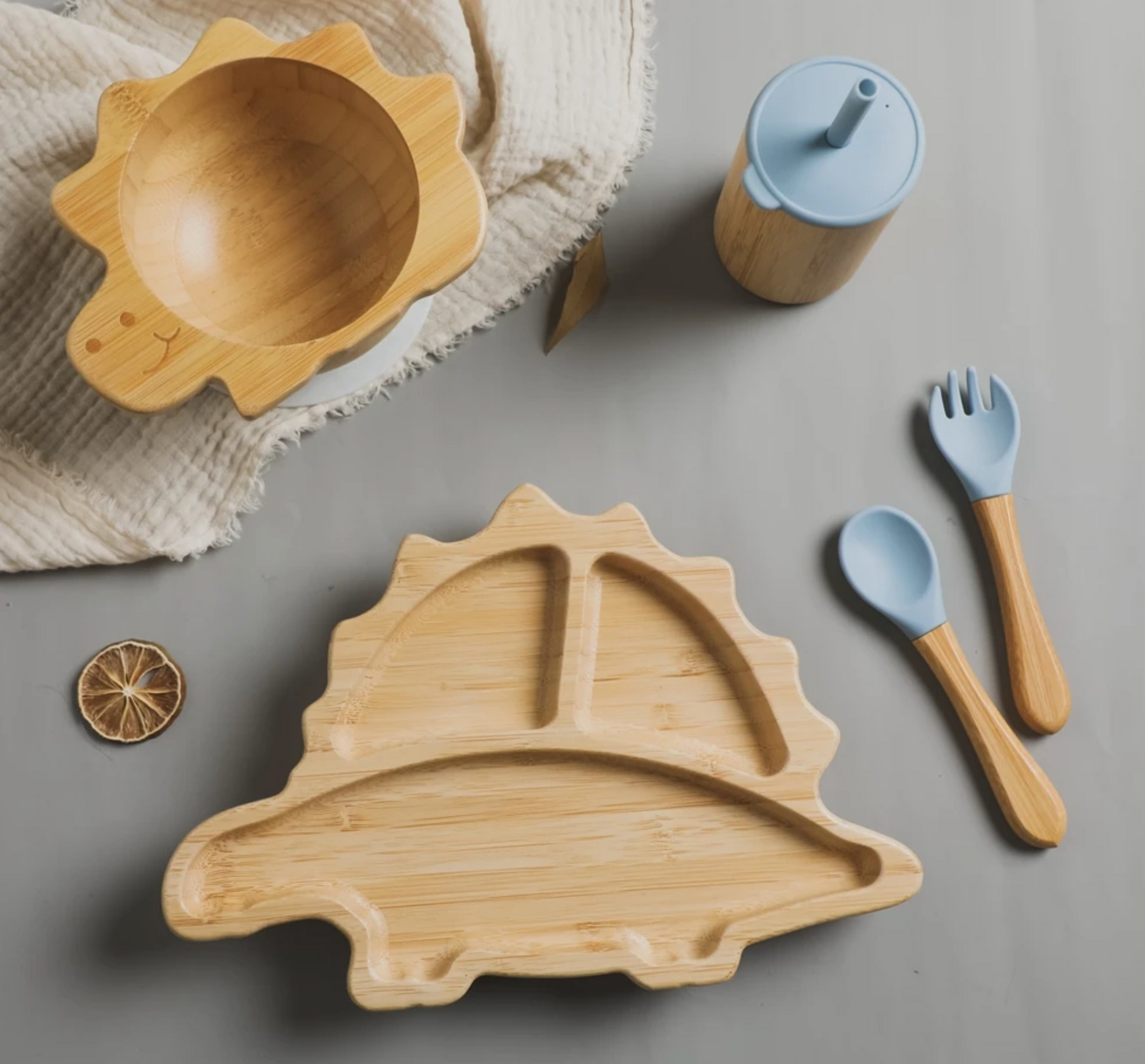 Dino Feast 7-Piece Bamboo Dinner Set: Eco-Friendly Baby Tableware - Petite Cove 