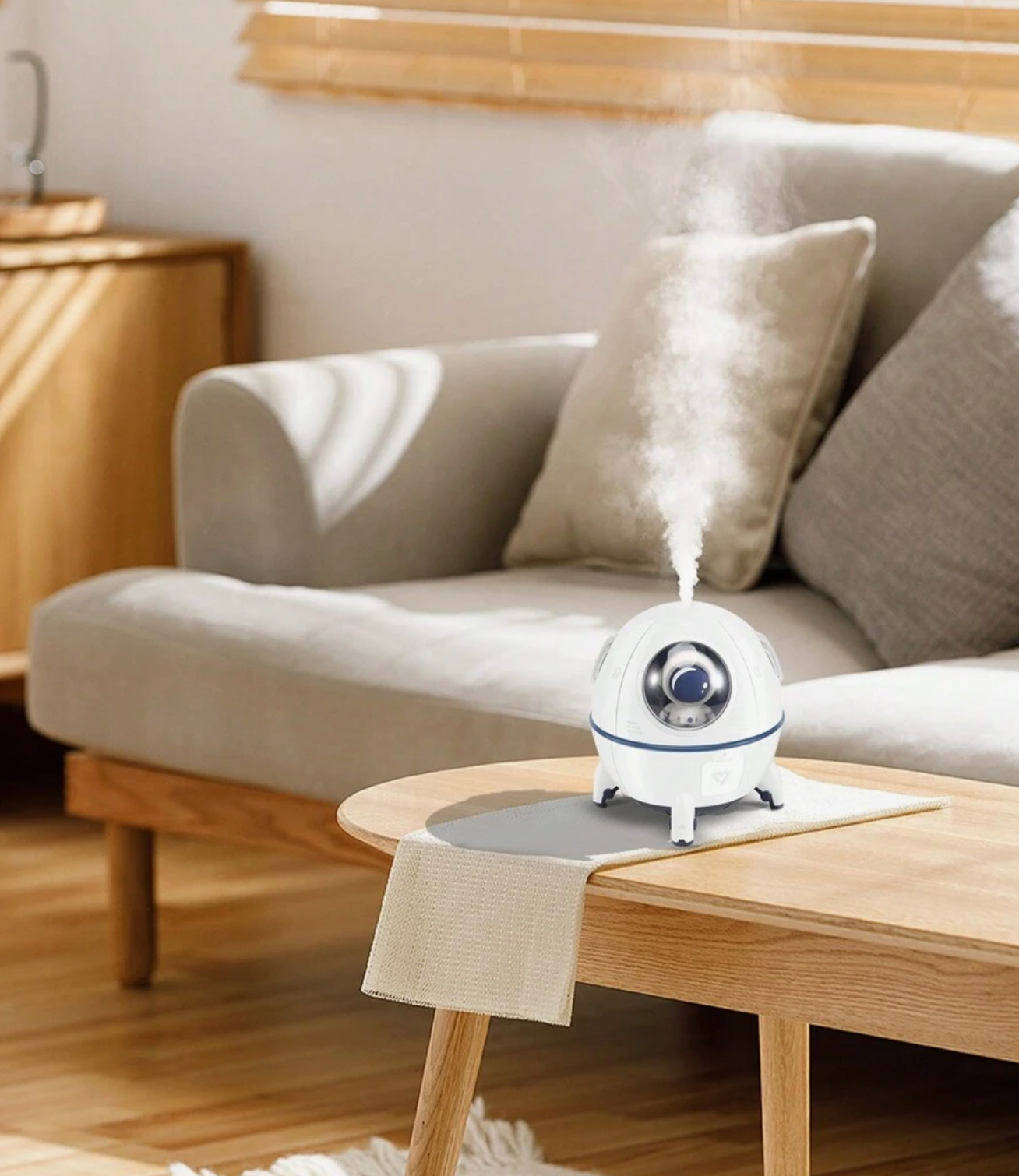 Petite Astronaut Humidifier - Petite Cove 