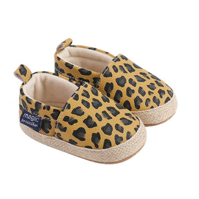 Leopard Print Slip-on Flats - Petite Cove 