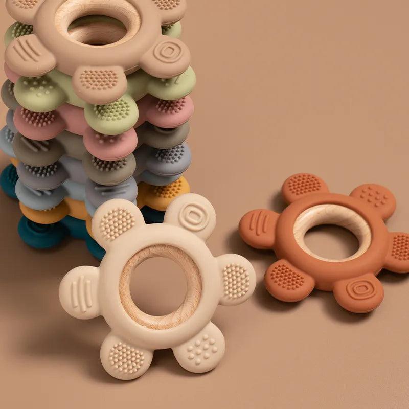 Kid-Proof Silicone & Wood Natural Teether Ring - Petite Cove 